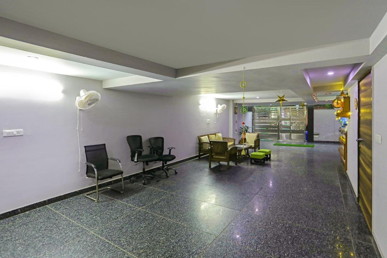Fabhotel White House Bnb - Nr Yashobhoomi Convention Centre Delhi  Ngoại thất bức ảnh